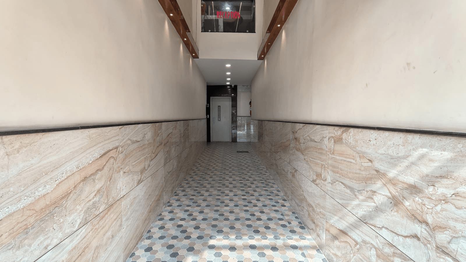Hotel Shreegopal Entrance View